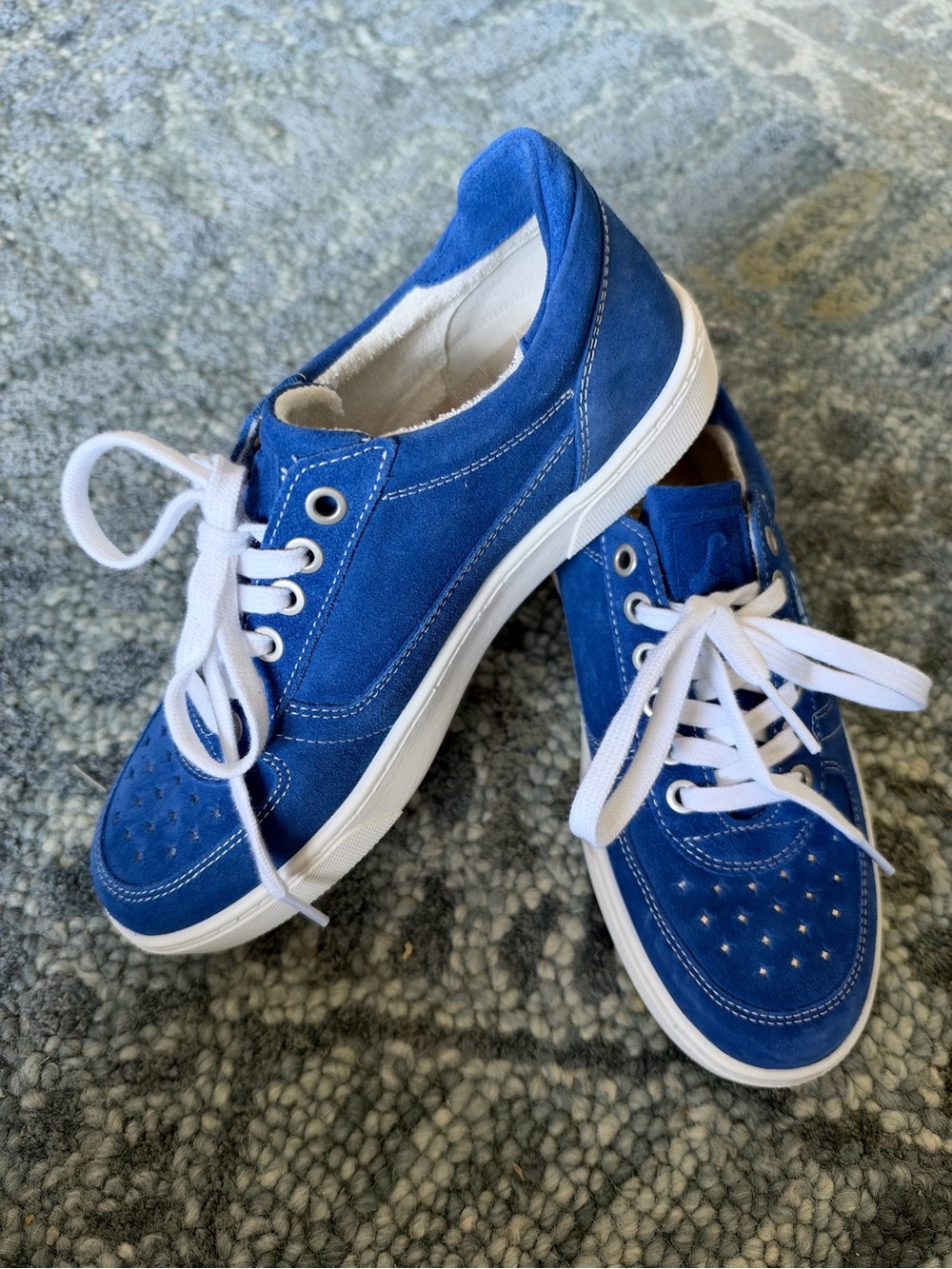 Lazo Hype Royal Blue Suede Perforated Sneakers – Women's Size 7